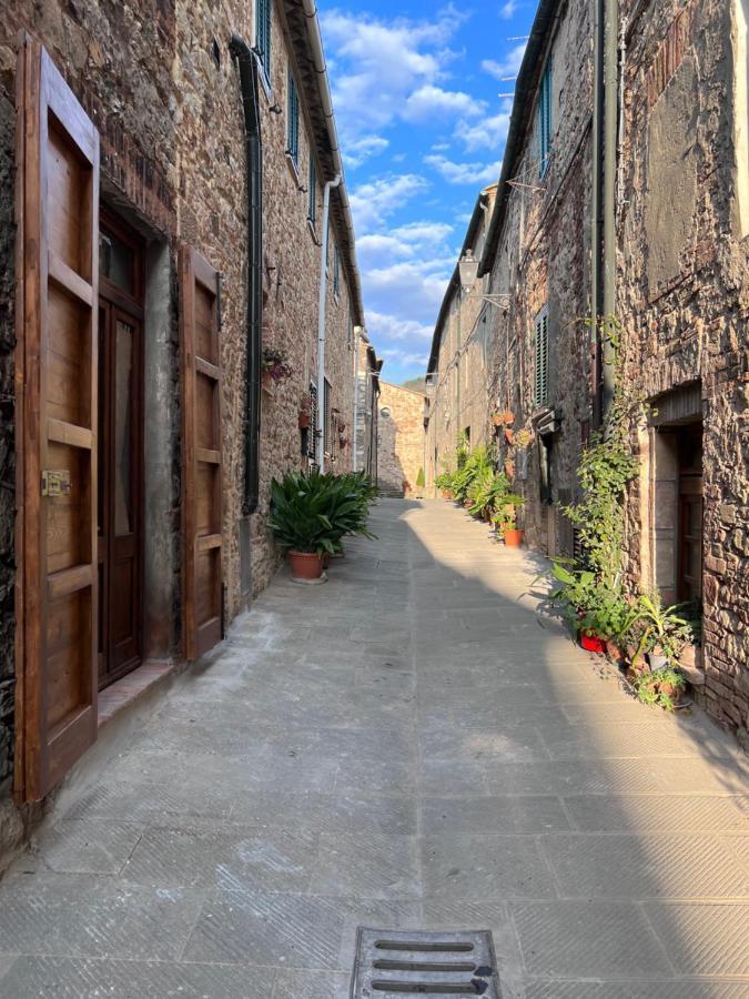 Il Cantuccio Di Monteverdi Marittimo, Borgo Di Canneto Canneto  Luaran gambar
